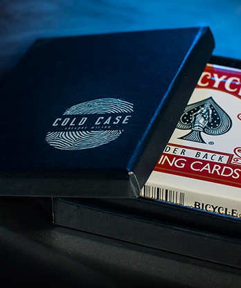 Cold Case (Gimmick and Online Instructions) by Greg Wilson - Trick