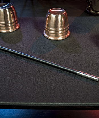 Deluxe Close-Up Pad 16X23 (Black) by Murphy's Magic Supplies - Trick