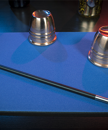 Standard Close-Up Pad 11X16 (Blue) by Murphy's Magic Supplies - Trick