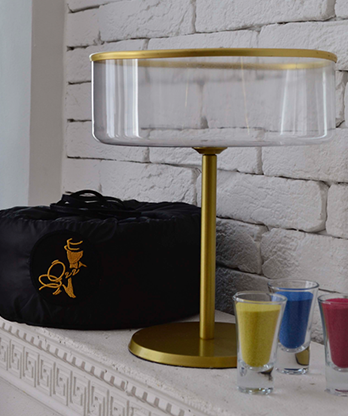 Compact Vase GOLD by Victor Voitko - Trick