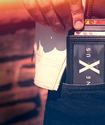 Nexus Wallet (Gimmick & Online Instructions) by Javier Fuenmayor - Trick