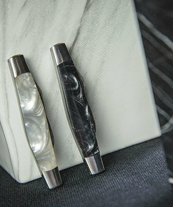 ARTISAN COLOR-CHANGING KNIVES BY TCC