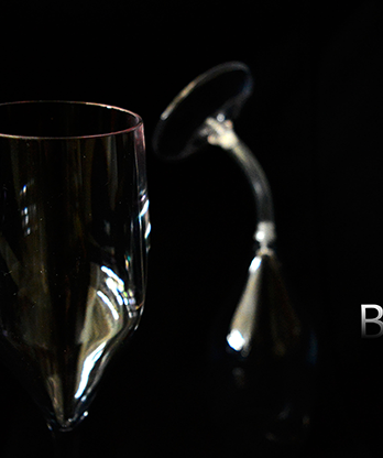 BENDING GLASS by Sorcier Magic