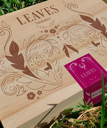 Wooden Leaves Summer Box Set Playing Cards by Dutch Card House Company