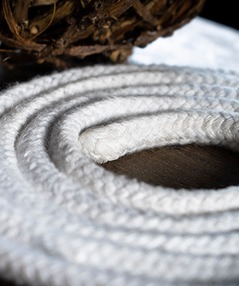 ROPE ULTRA WHITE 50 ft. (CORELESS) by Murphy's Magic Supplies - Trick