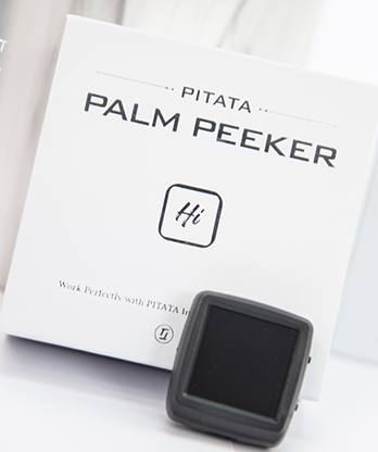 Palm Peeker (Gimmicks and Online Instructions) by PITATA MAGIC - Trick