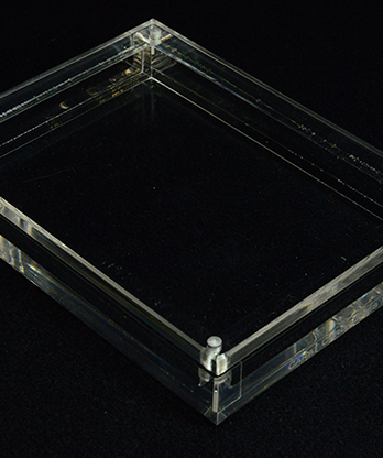 CARAT XMC Metal Card Display
