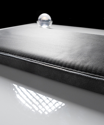 Murphy's Magic and Vorst&Bosch: Deluxe Charcoal (Limited Edition) 21.5 by 13 inches Close Up Pad