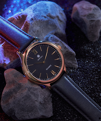 IARVEL WATCH (Gold Watchcase Black Dial) by Iarvel Magic and Bluether Magic