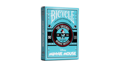 Bicycle Disney Classic Minnie Mouse Playing Card by US Playing Cards
