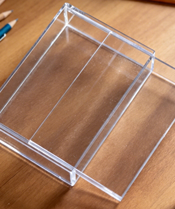 Plexiglass Card Case (1 Deck Case) by MS Magic